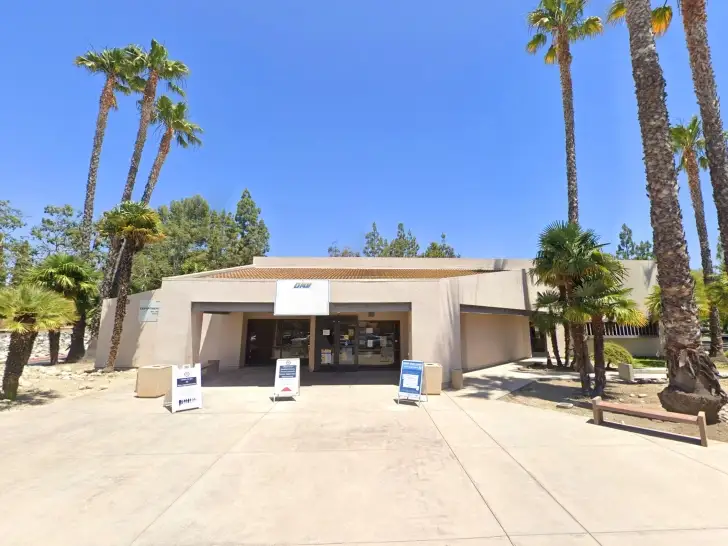 Thousand Oaks DMV Office en Thousand Oaks