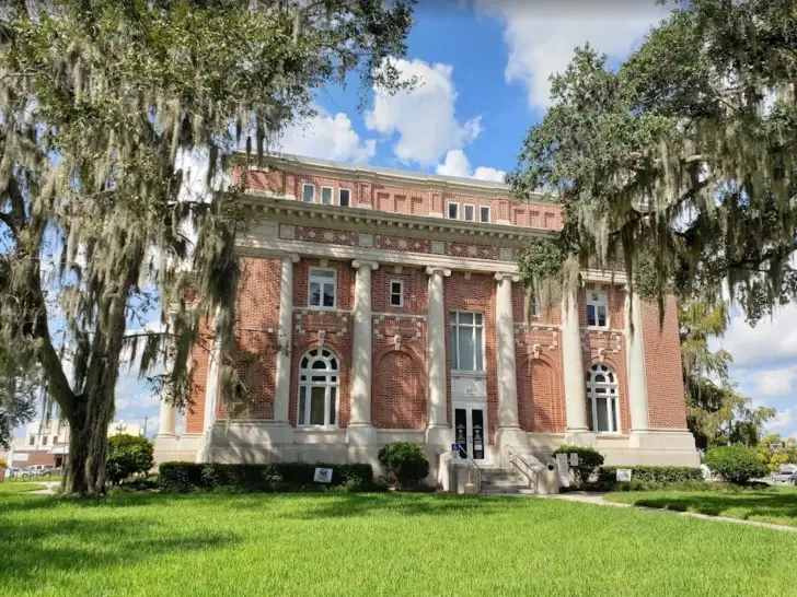 DeSoto County Courthouse