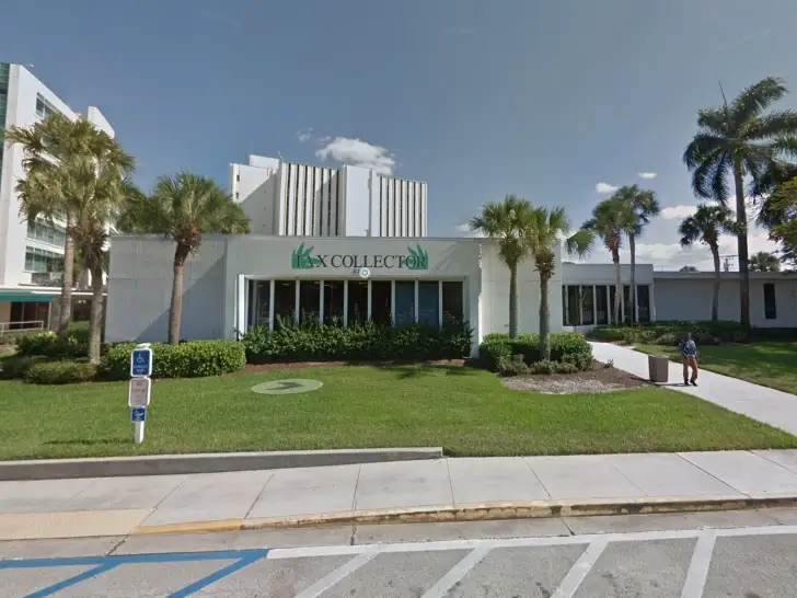 East Naples - Collier Tax Collector